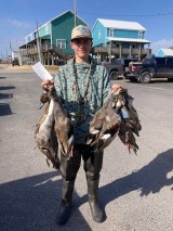 Duck-Hunting-in-Louisiana-at-Hackberry-Rod-and-Gun-17