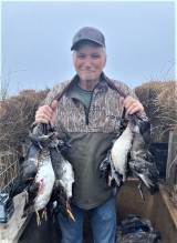 Guided-Duck-Hunting-in-Hackberry-Louisiana-19