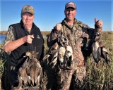 Guide-Duck-Hunting-in-Hackberry-Louisiana-3