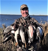 Guide-Duck-Hunting-in-Hackberry-Louisiana-7