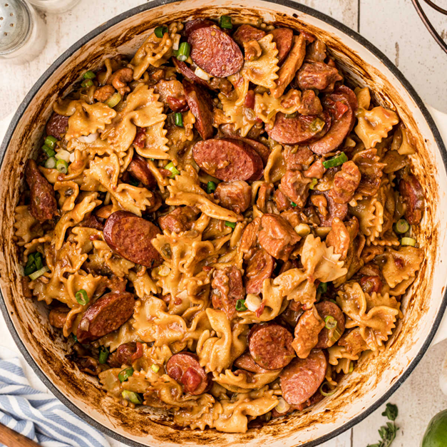 CAJUN CHICKEN AND SAUSAGE PASTALAYA
